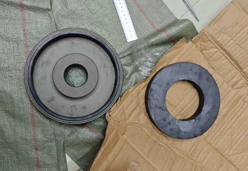 铁氧体磁环外径为180mm